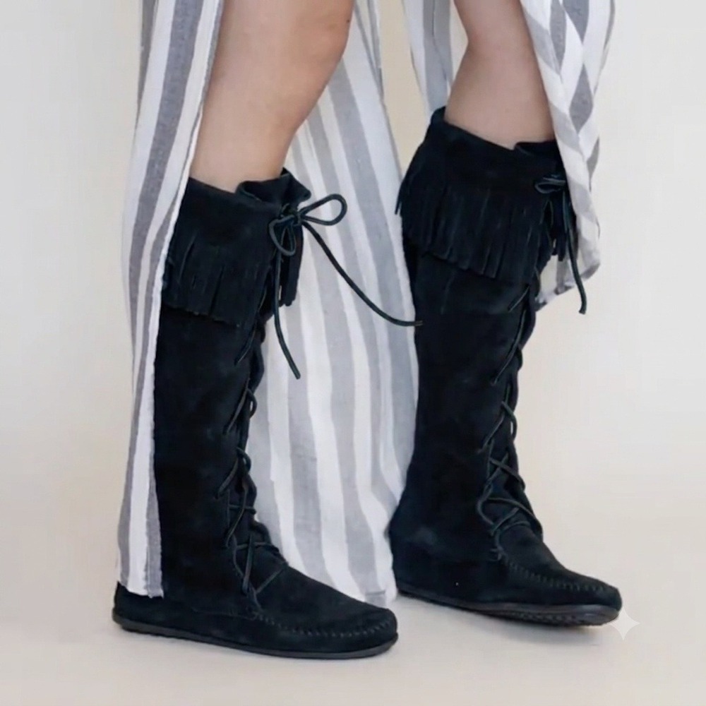 Minnetonka Black Front Lace Boots; Suede Fringe Knee High Moccasin Flat 1929